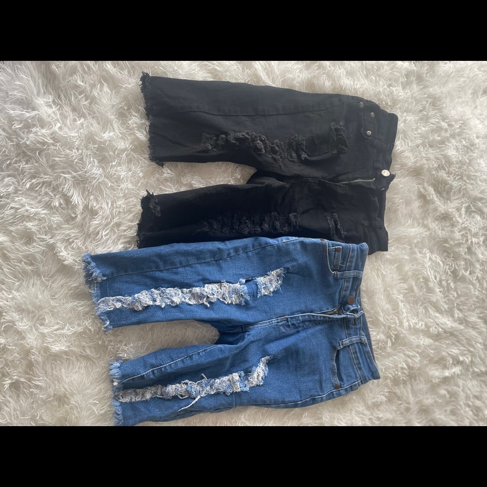 Ripped capris